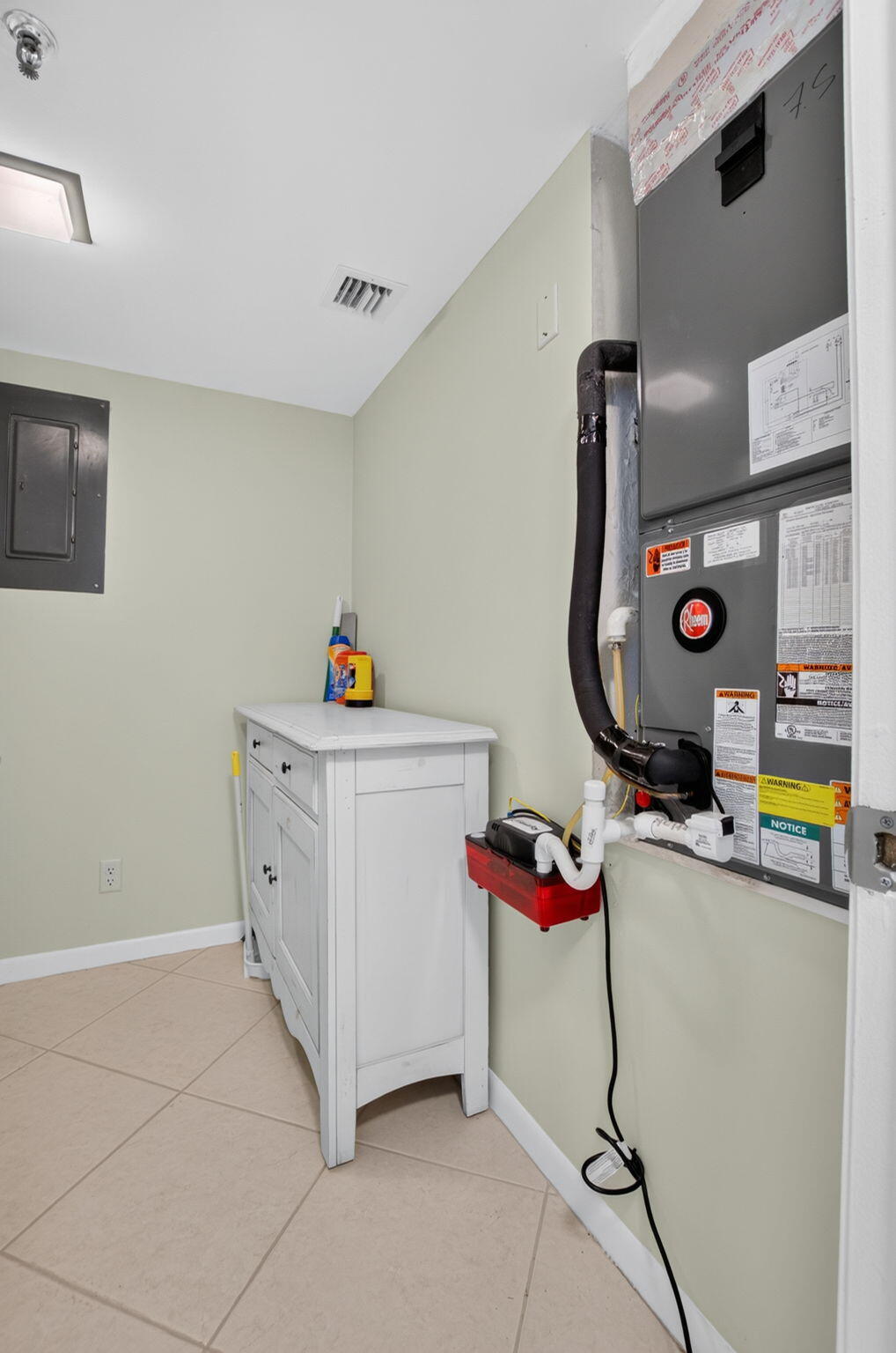 SOUTHWINDS AT CROSSWINDS CONDO - Residential