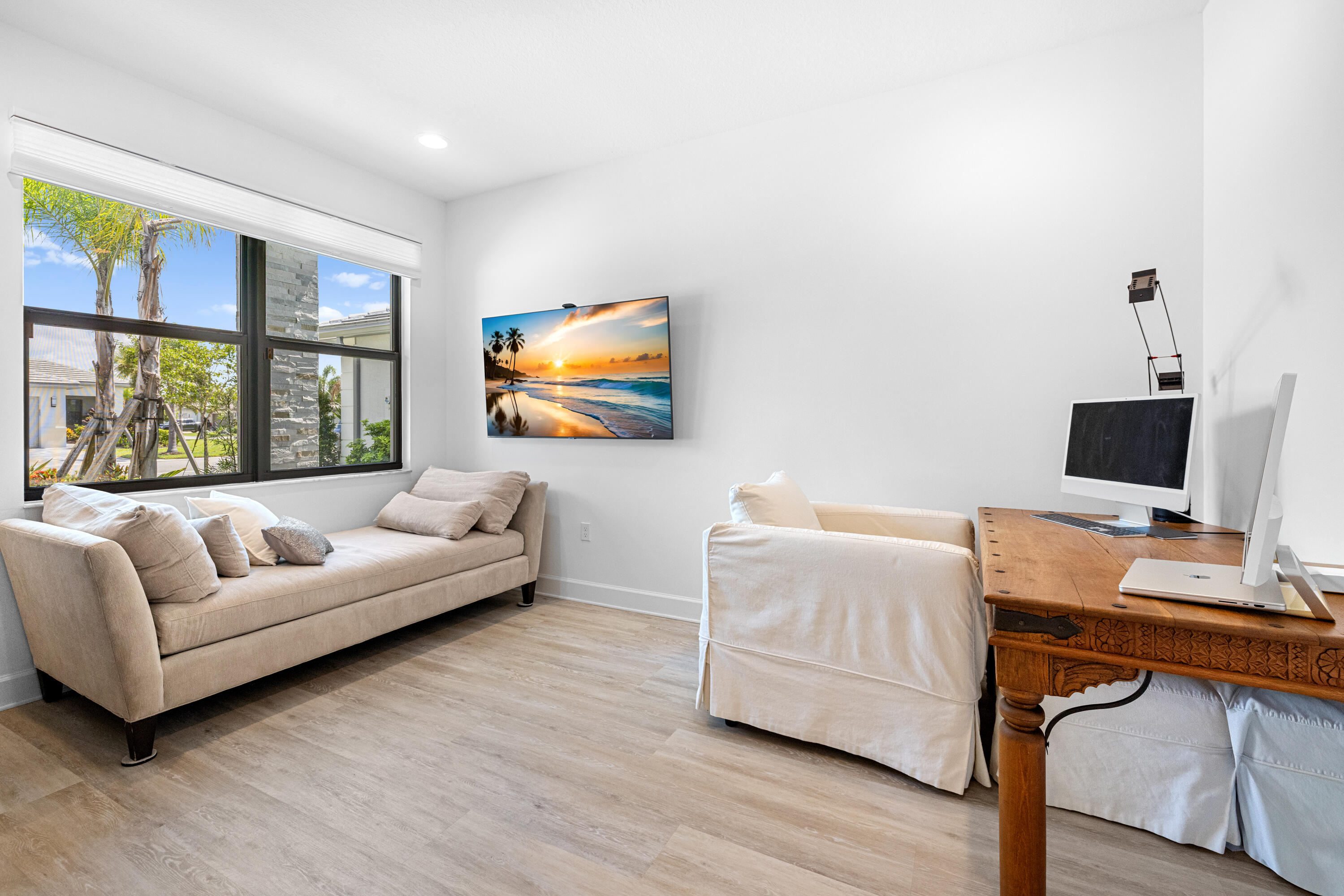 VALENCIA WALK AT RIVERLAND - Residential