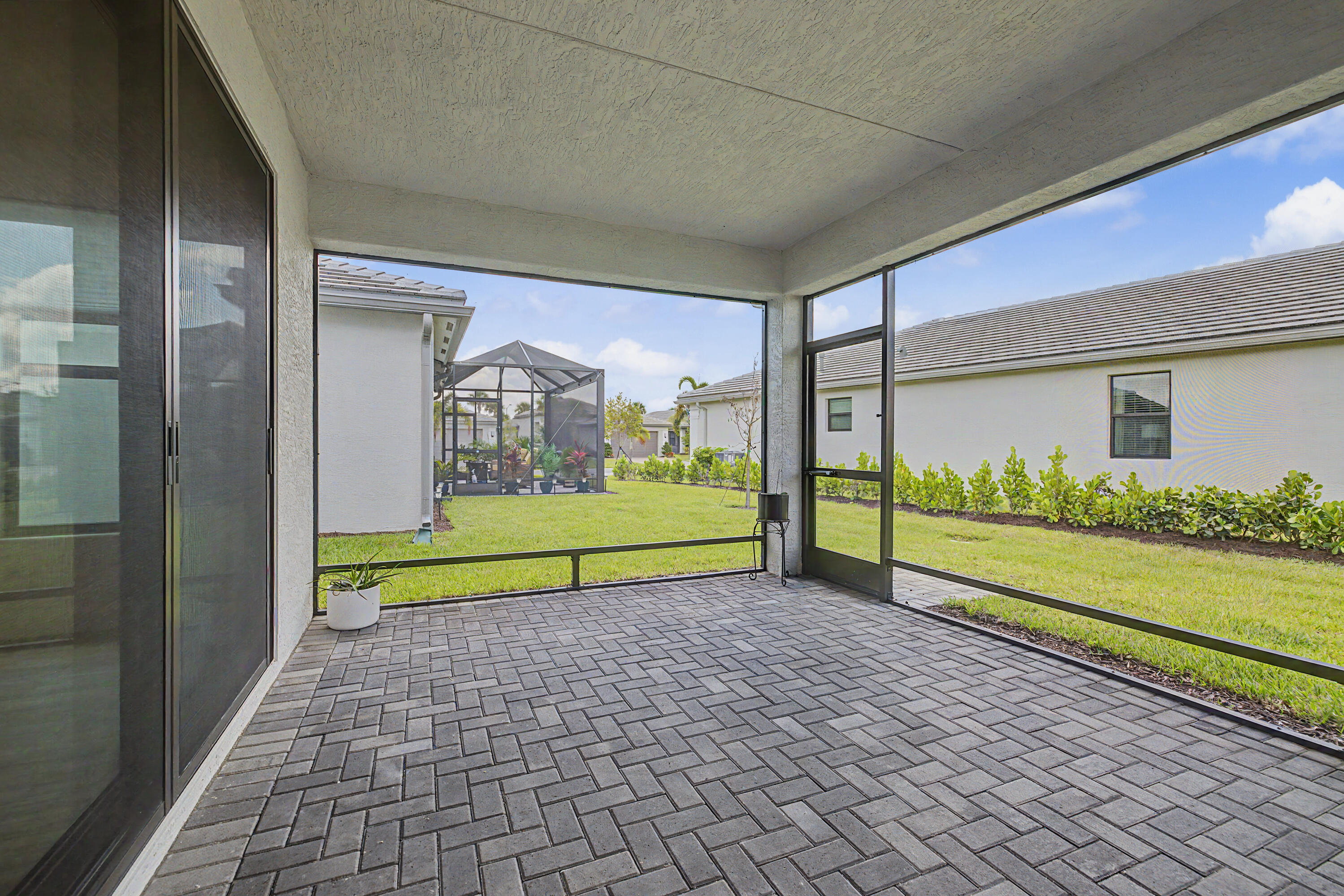 VALENCIA WALK AT RIVERLAND - Residential