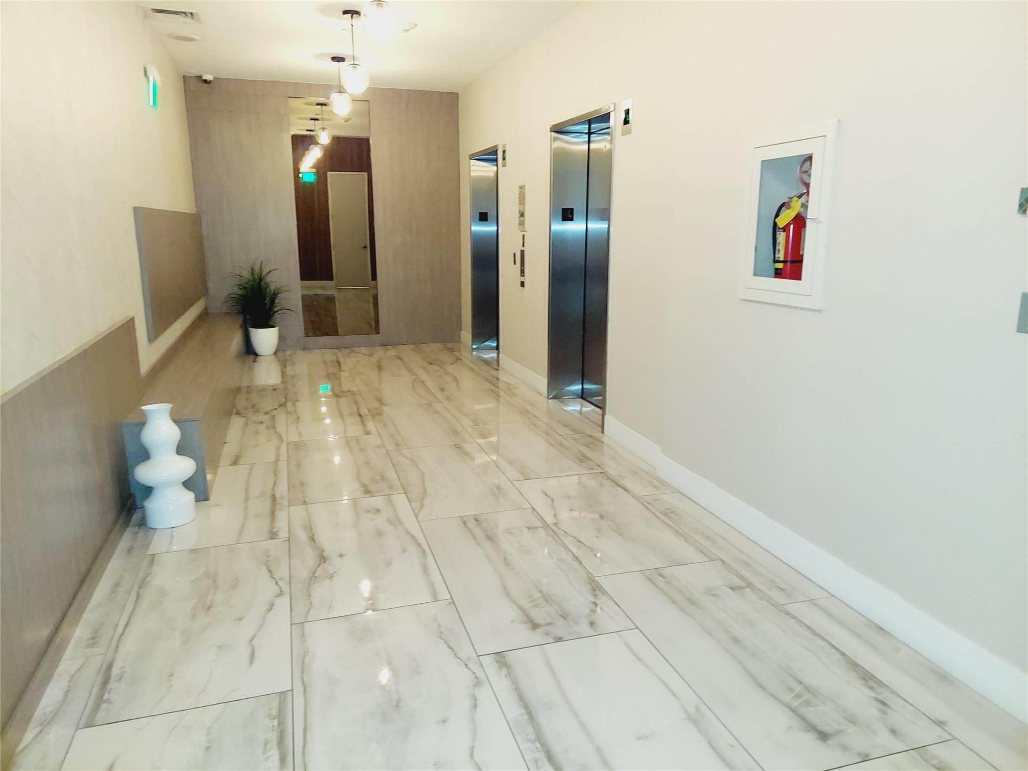 WAVERLY AT LAS OLAS CONDO - Residential Lease
