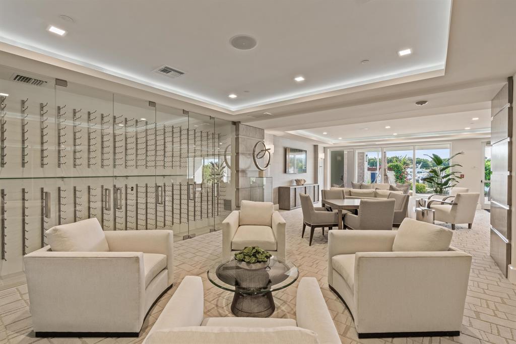 AZURE CONDO - Residential