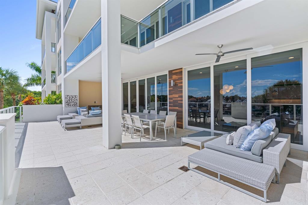 AZURE CONDO - Residential