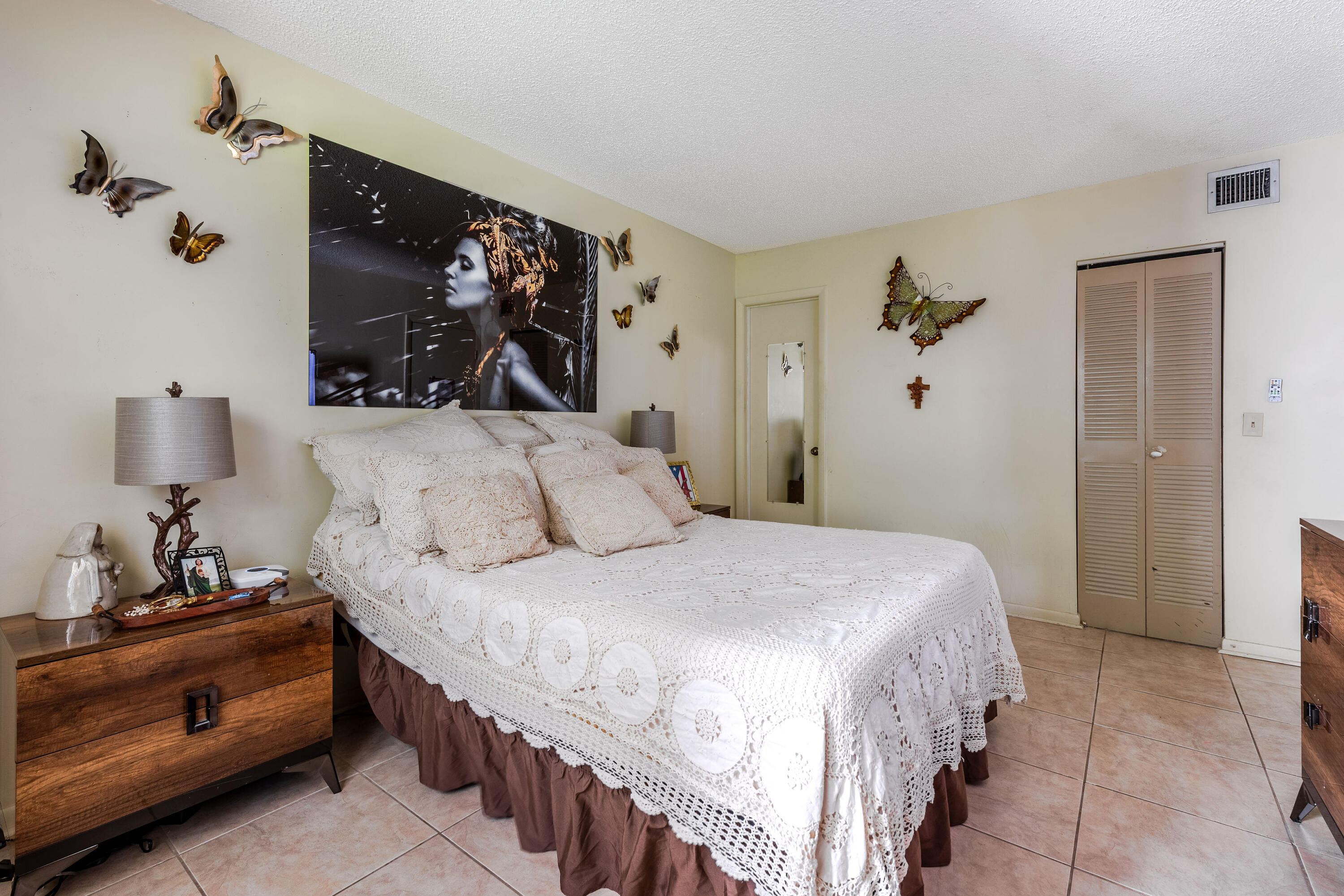 GOLDEN LAKES VILLAGE CONDO E - Residential