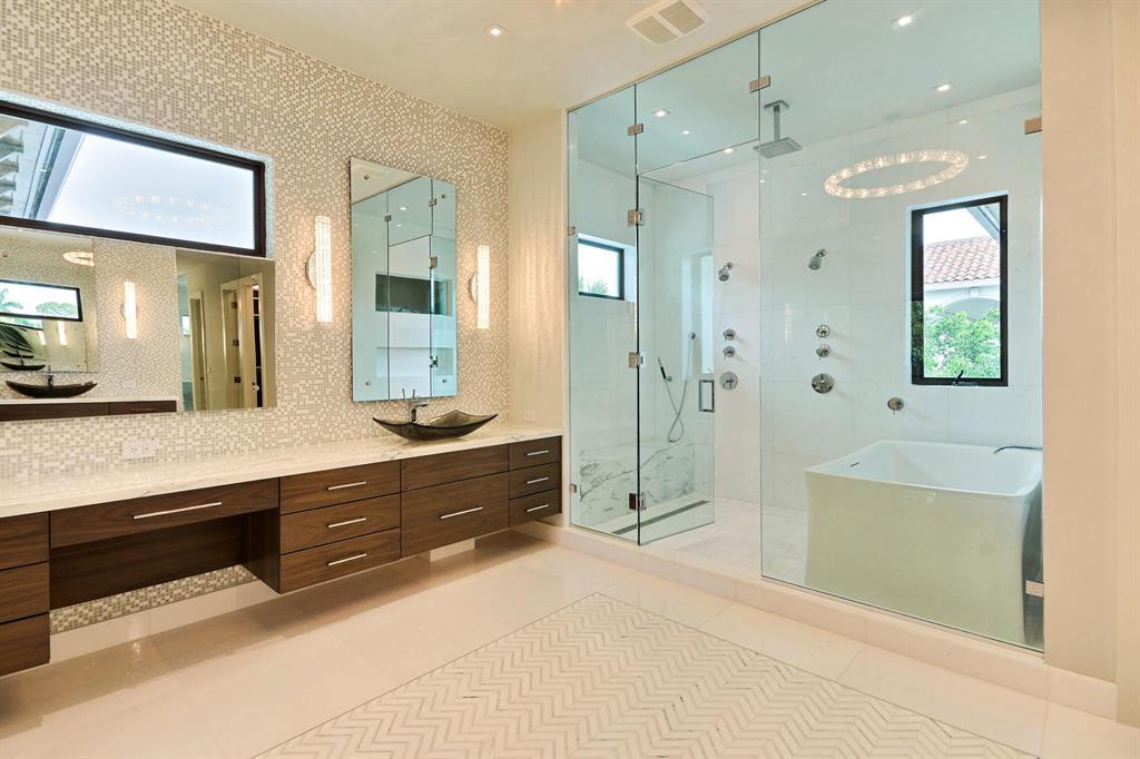 ST ANDREWS COUNTRY CLUB - Residential