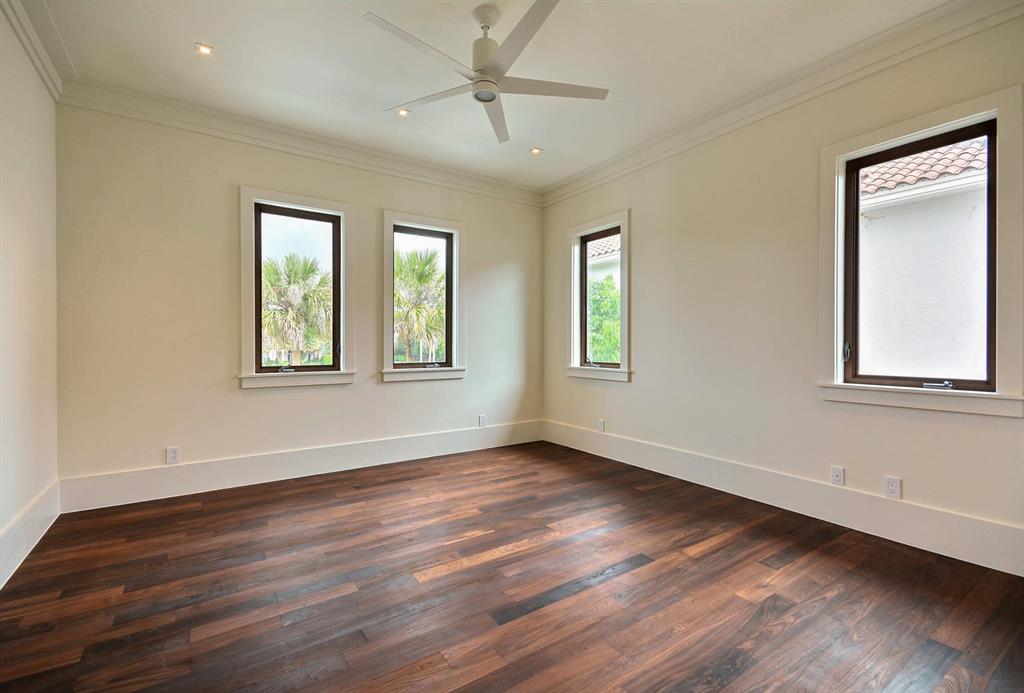 ST ANDREWS COUNTRY CLUB - Residential