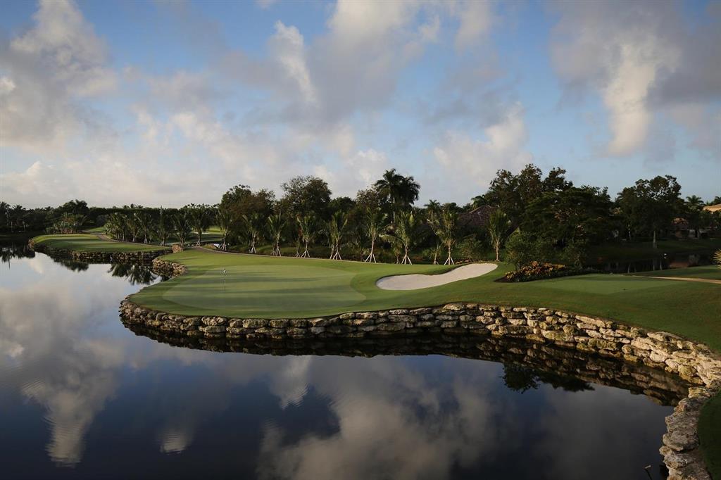 ST ANDREWS COUNTRY CLUB - Residential