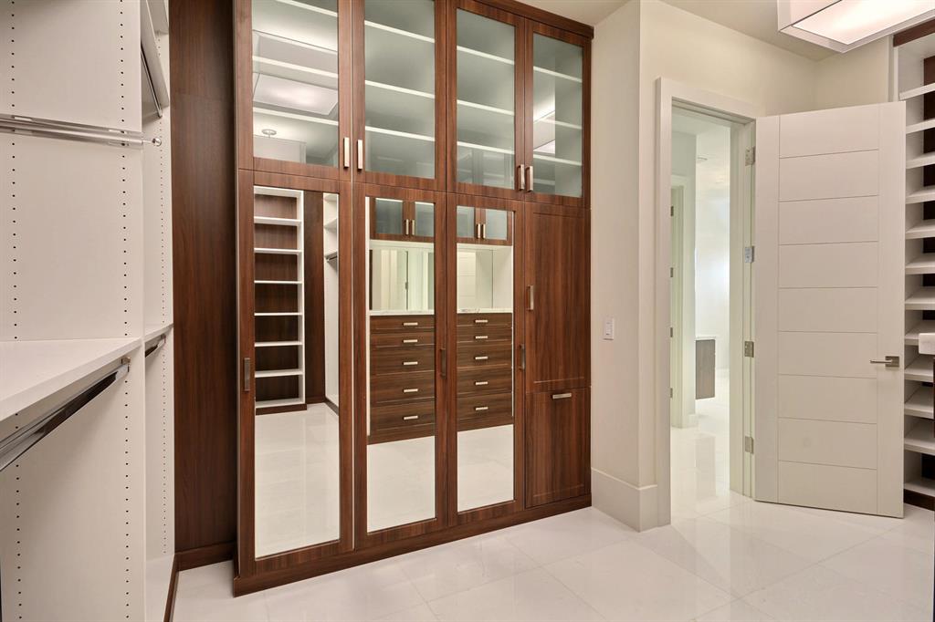 ST ANDREWS COUNTRY CLUB - Residential