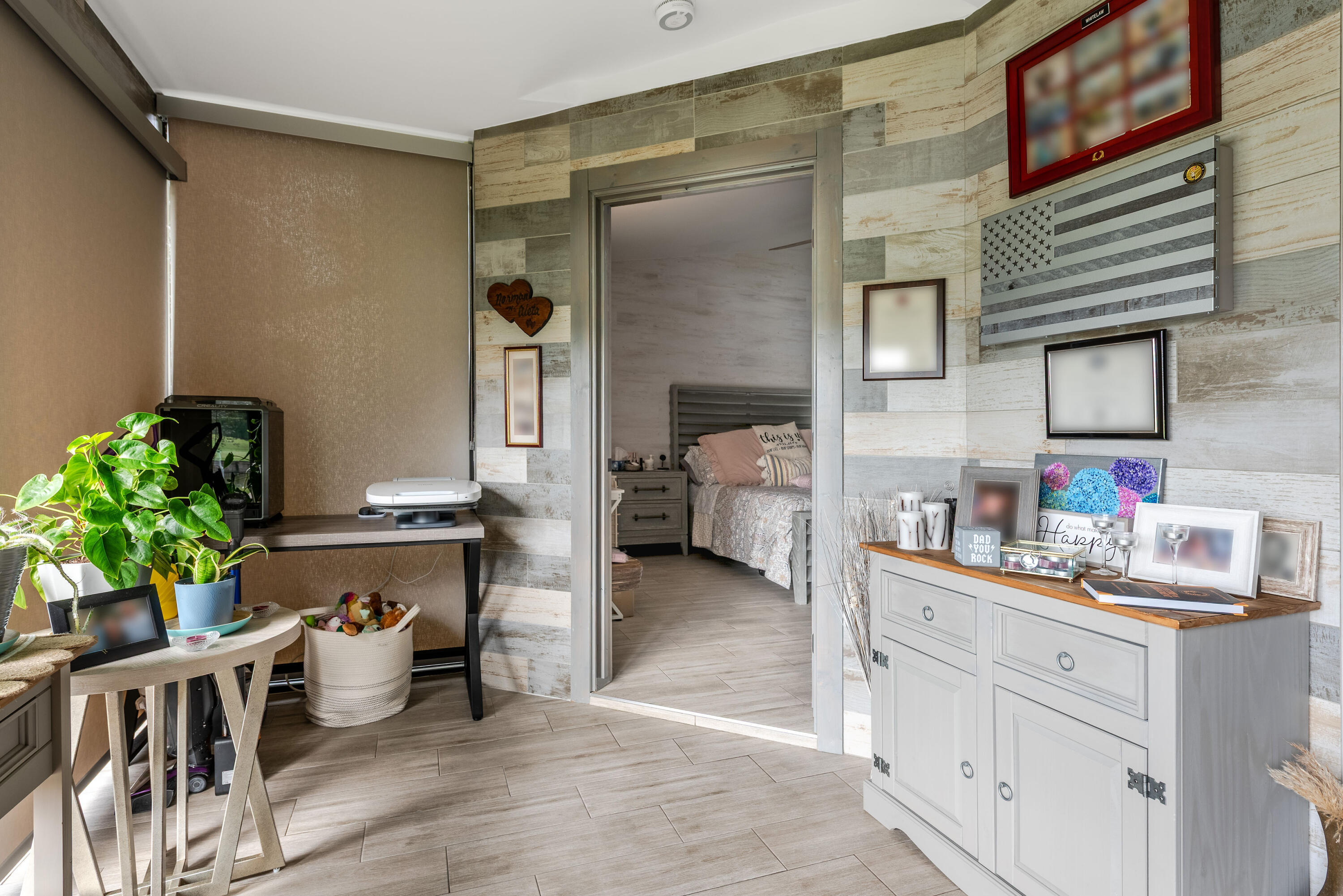 GLENEAGLES CONDO IV - Residential