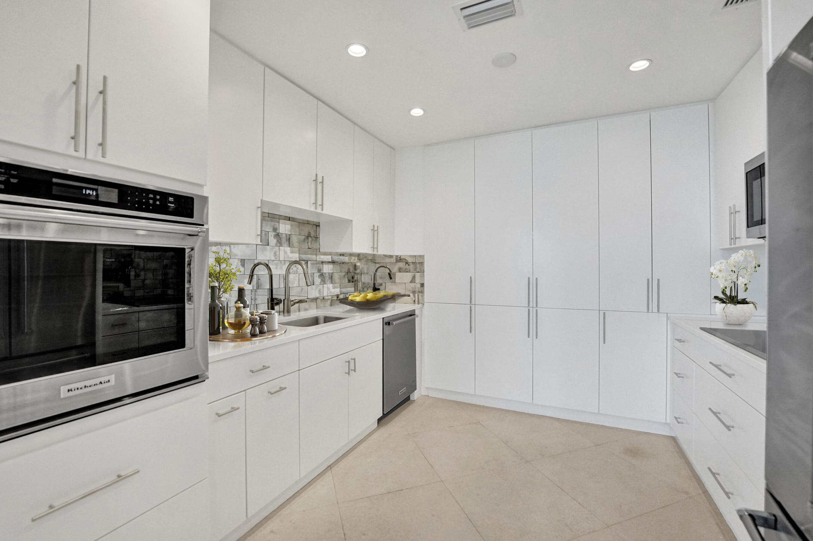 PALM BEACH TOWERS COND - Residential