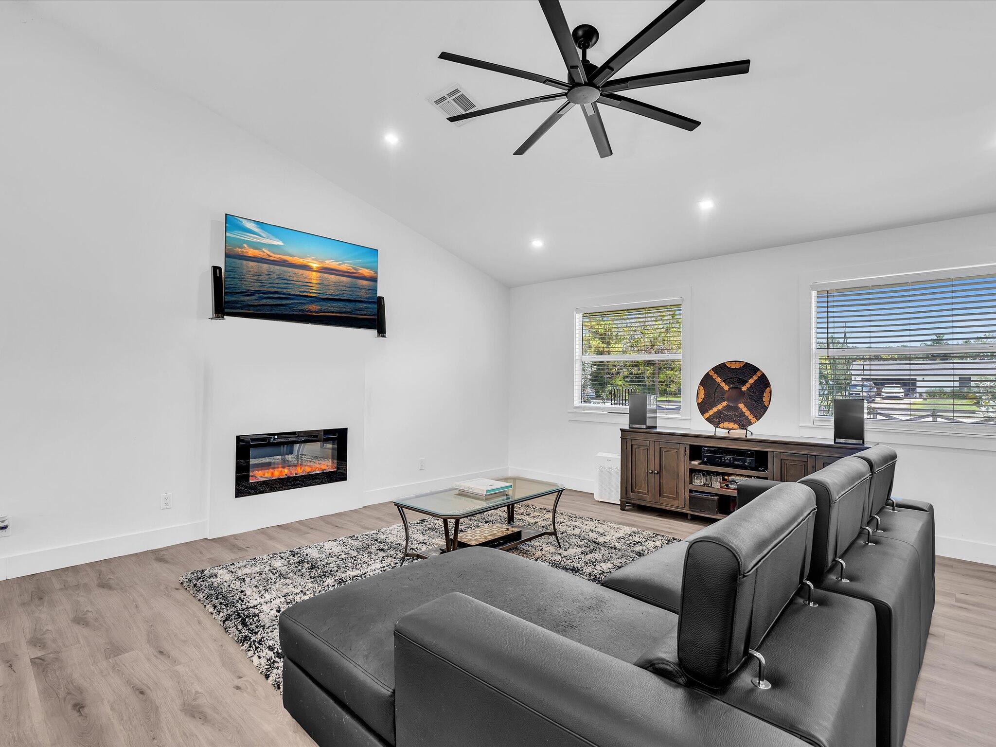 The Acreage - Residential