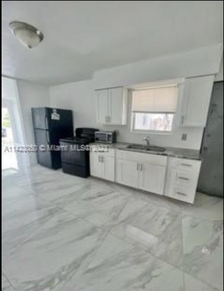 BROWARD GARDENS - Residential Income