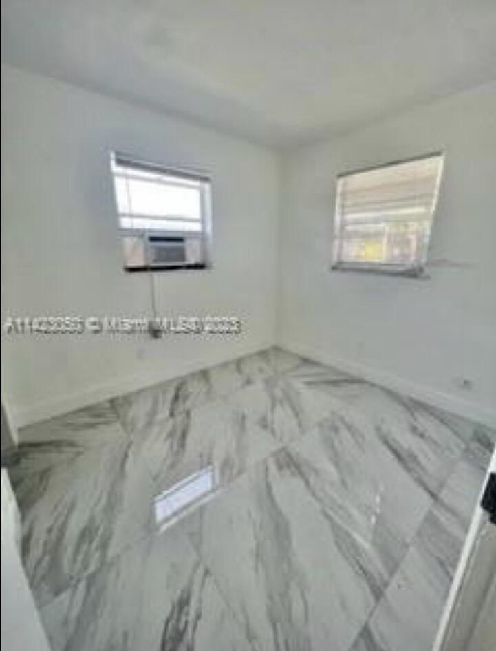 BROWARD GARDENS - Residential Income