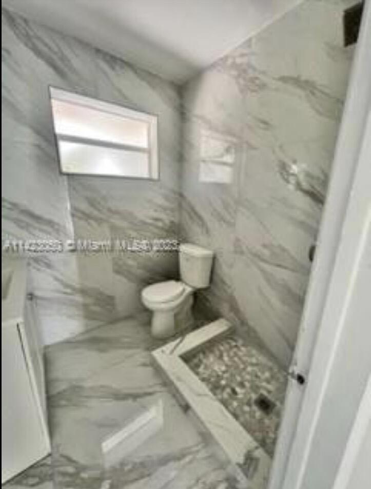 BROWARD GARDENS - Residential Income