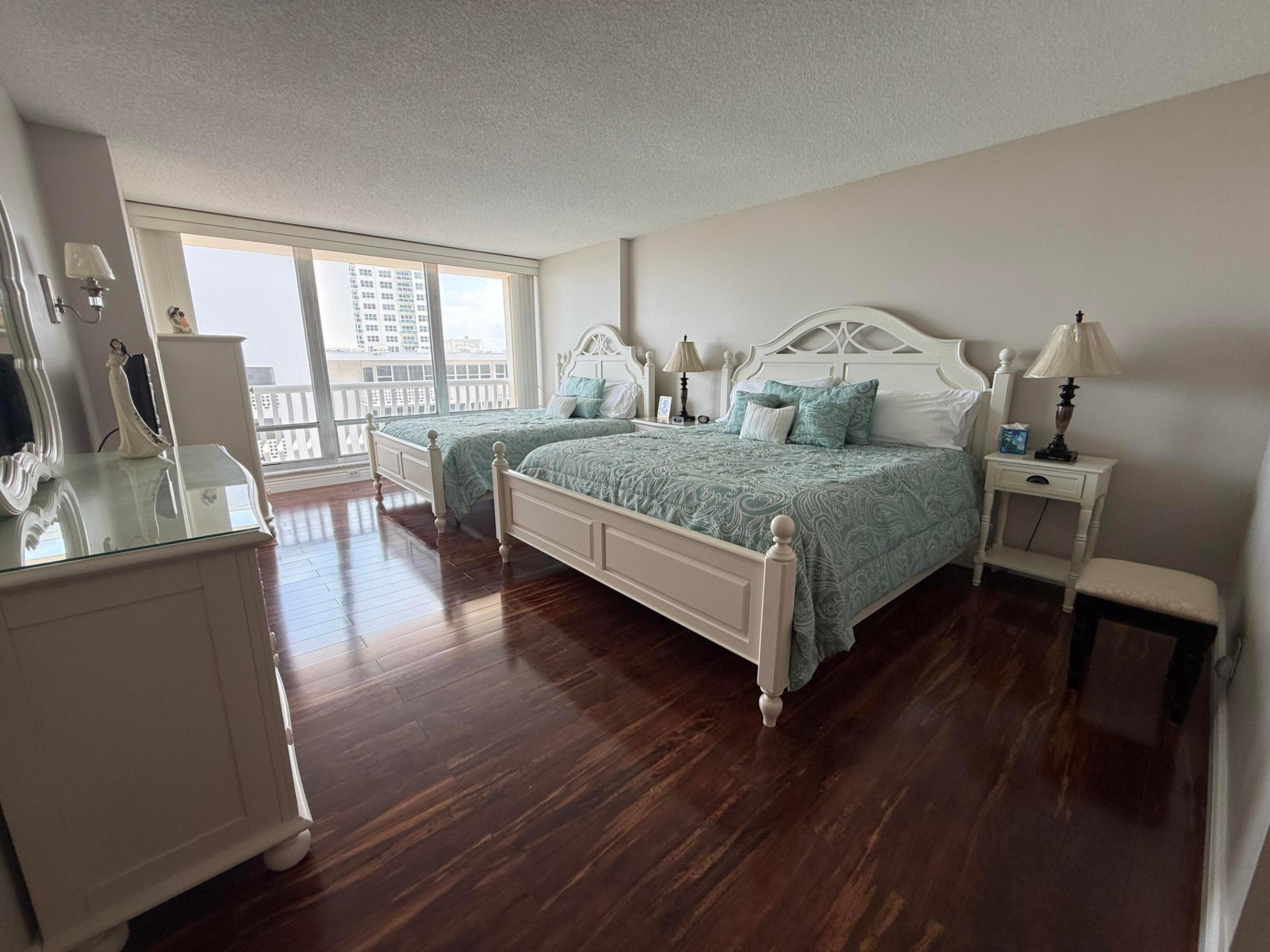 OCEAN CLUB CONDO - Residential