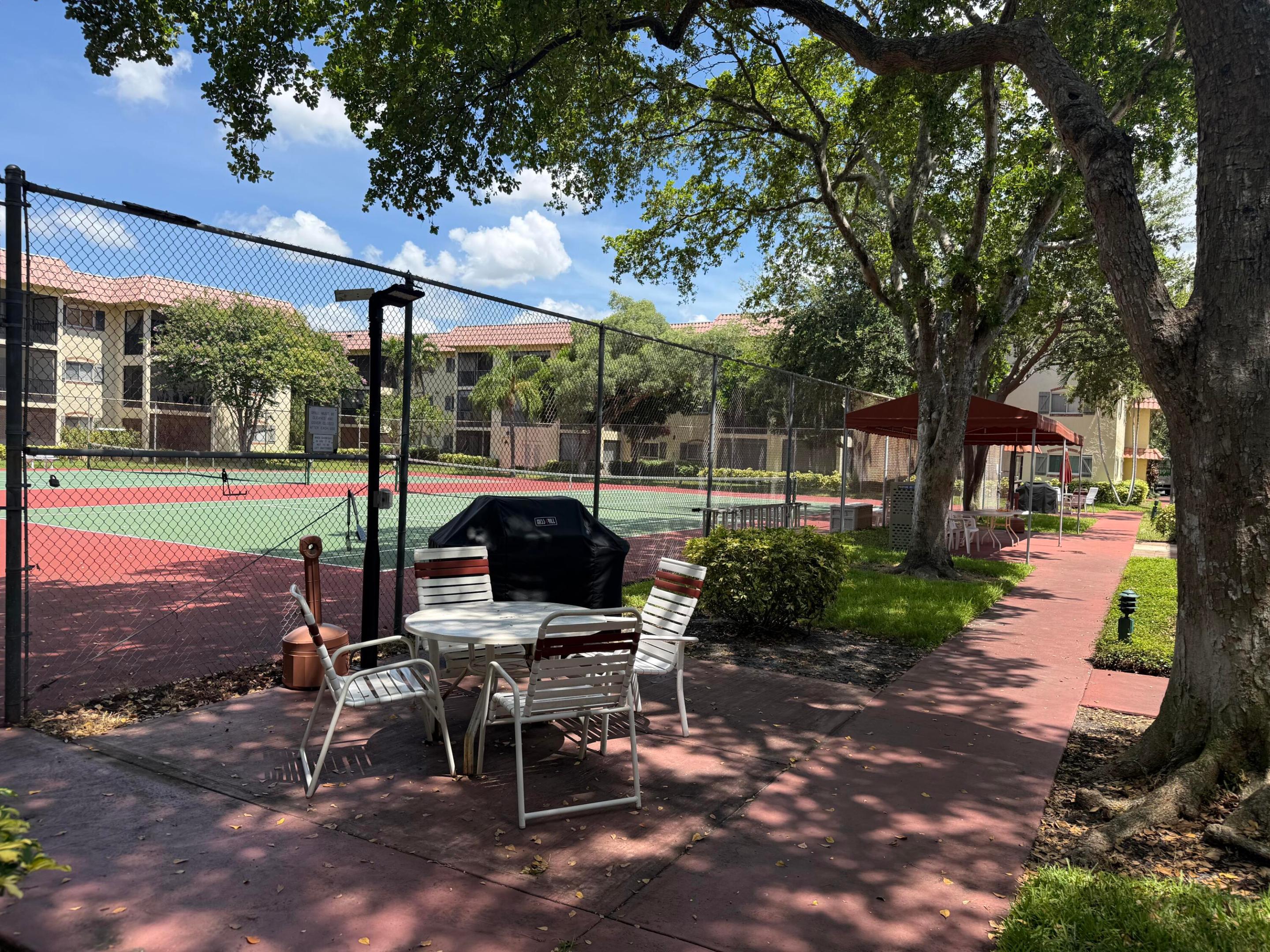 BARCELONA CONDO NORTH BLDG 300 - Residential Lease
