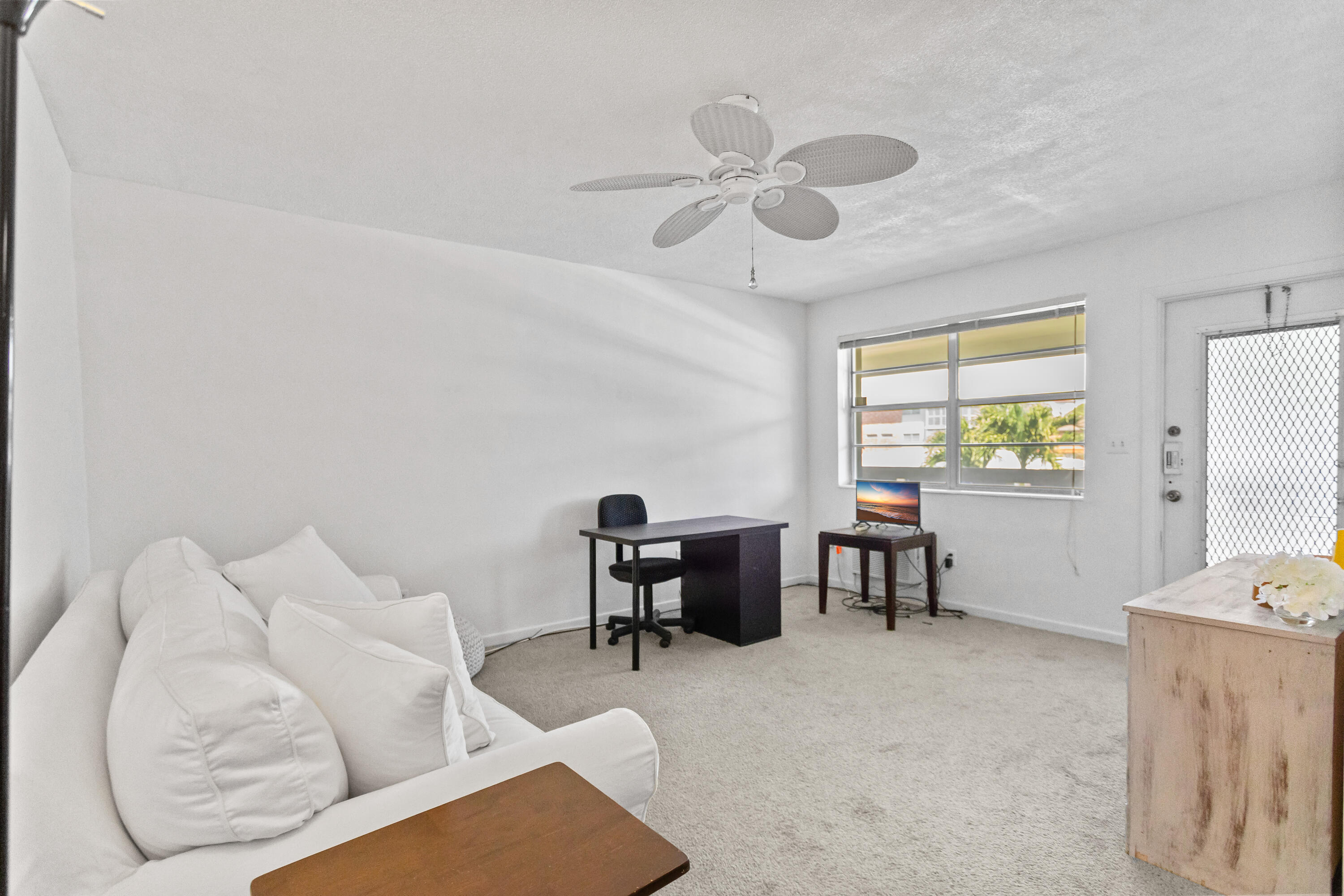 PALM ROYAL APTS INC CONDO - Residential