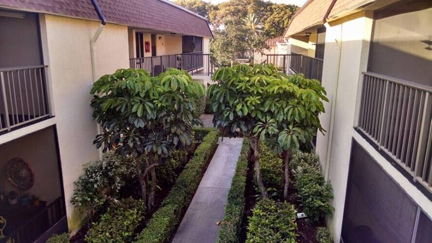 TOWNE GARDEN VILLAS CONDO - Residential Lease