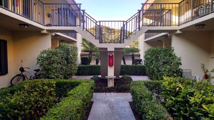 TOWNE GARDEN VILLAS CONDO - Residential Lease