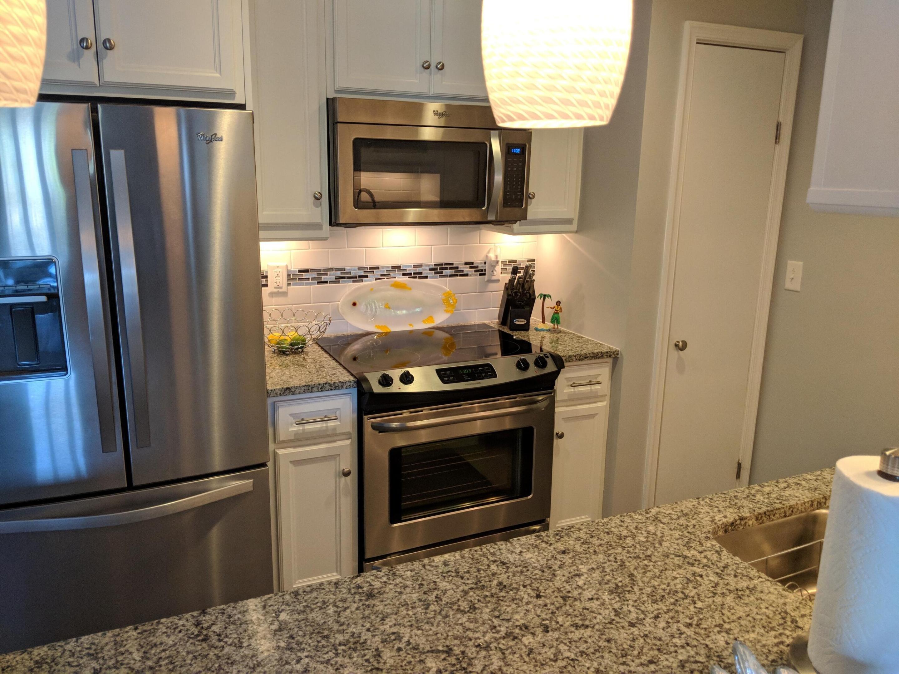 TOWNE GARDEN VILLAS CONDO - Residential Lease