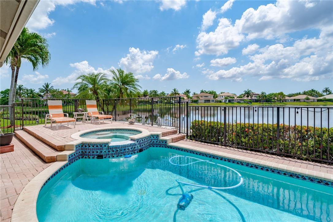 Parkland Isles 164-42 B - Residential