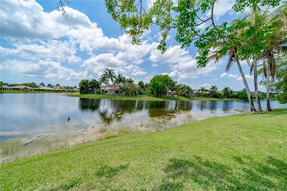 Parkland Isles 164-42 B - Residential