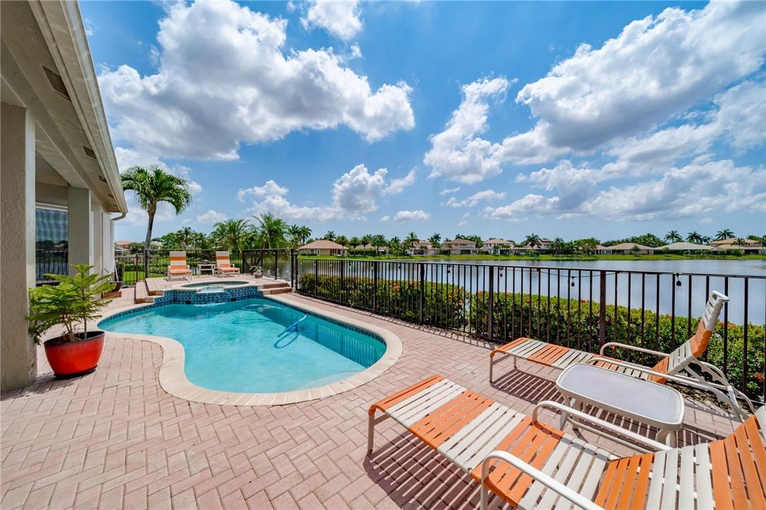Parkland Isles 164-42 B - Residential