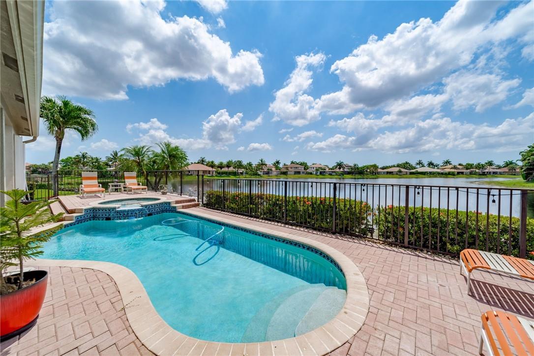 Parkland Isles 164-42 B - Residential