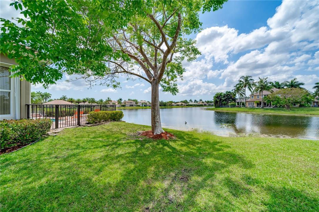 Parkland Isles 164-42 B - Residential
