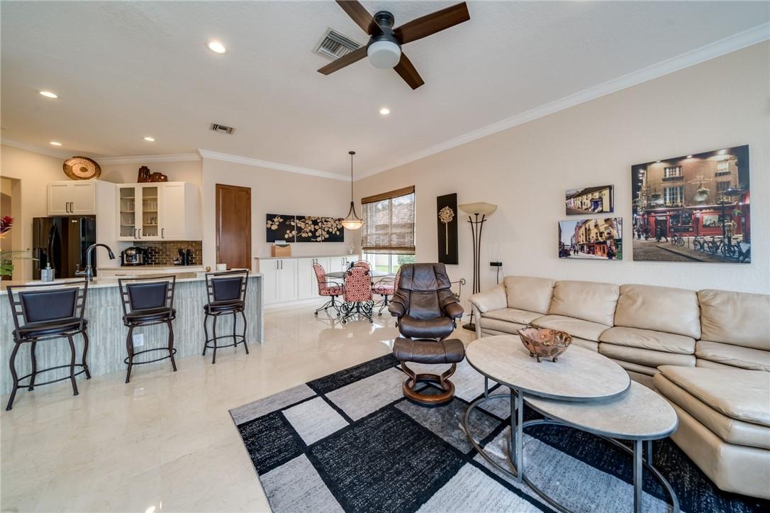 Parkland Isles 164-42 B - Residential