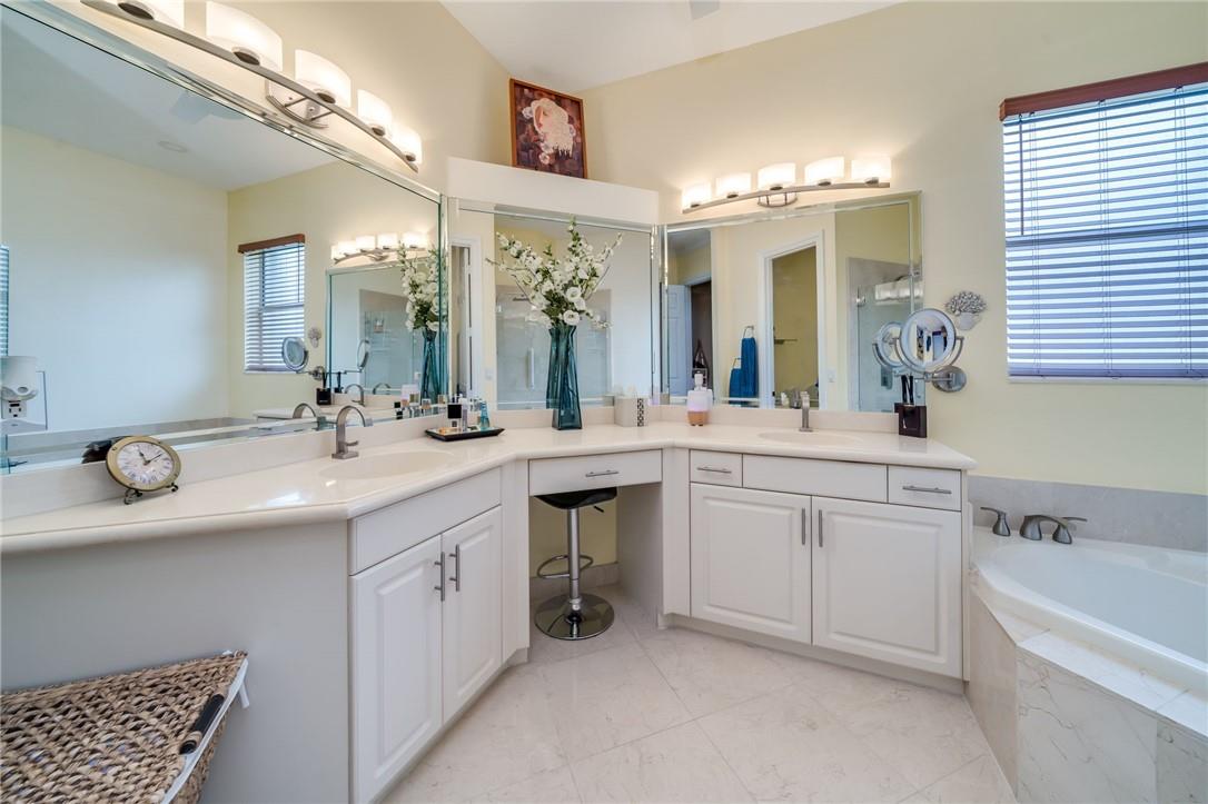 Parkland Isles 164-42 B - Residential
