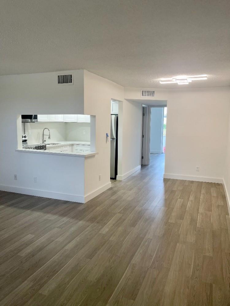 Sunrise Lakes - Residential