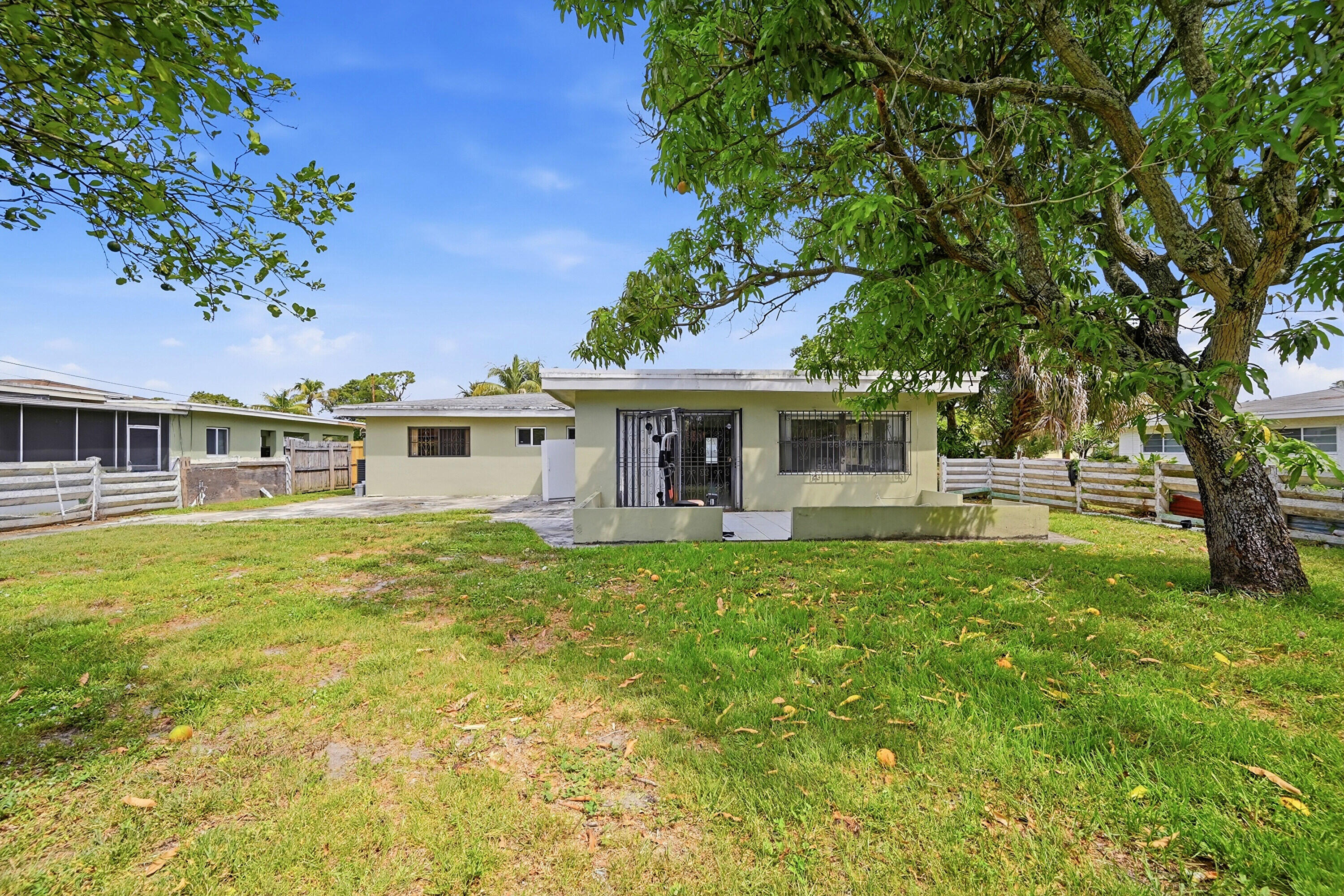 MELROSE PARK SEC 4 - Residential Lease
