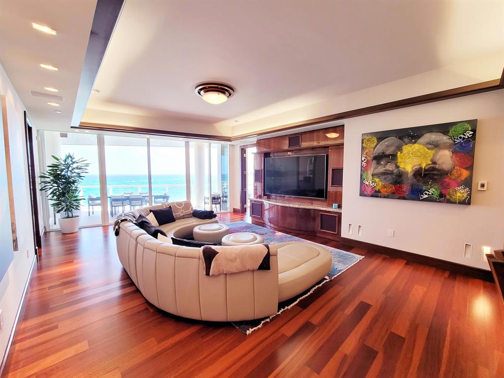 OCEAN RESIDENCES AT BOCA BEACH CLUB CONDO - Residential