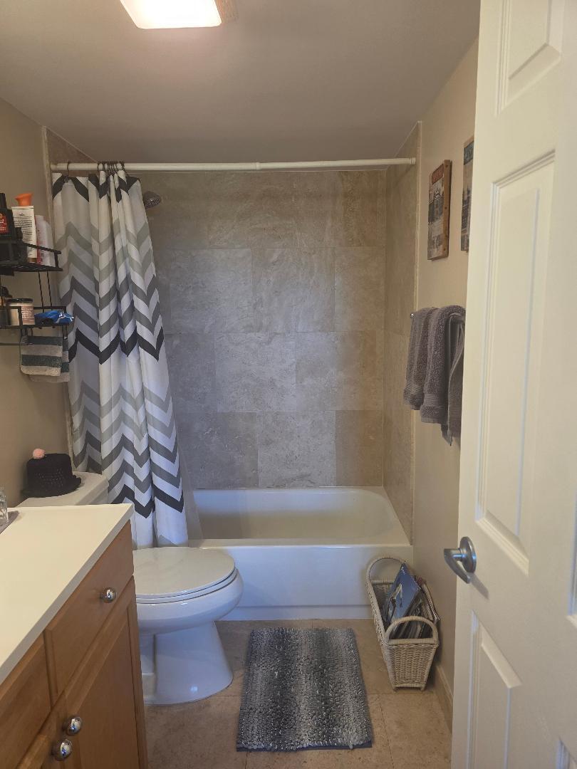 BRIARWOOD CLUB CONDO 4 - Residential