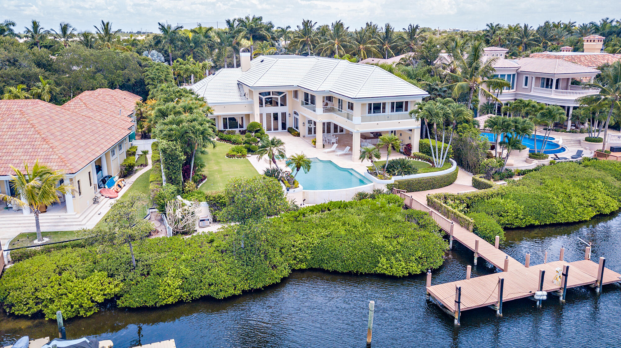 Admirals Cove - Residential