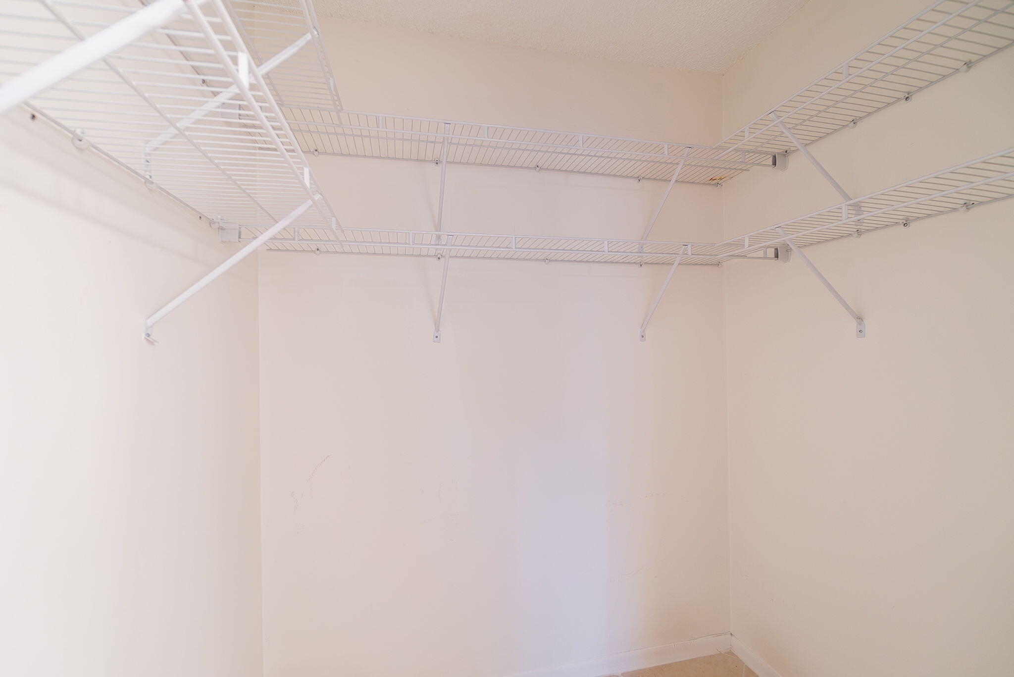 SHEFFIELD WOODS AT WELLINGTON CONDO - Residential Lease