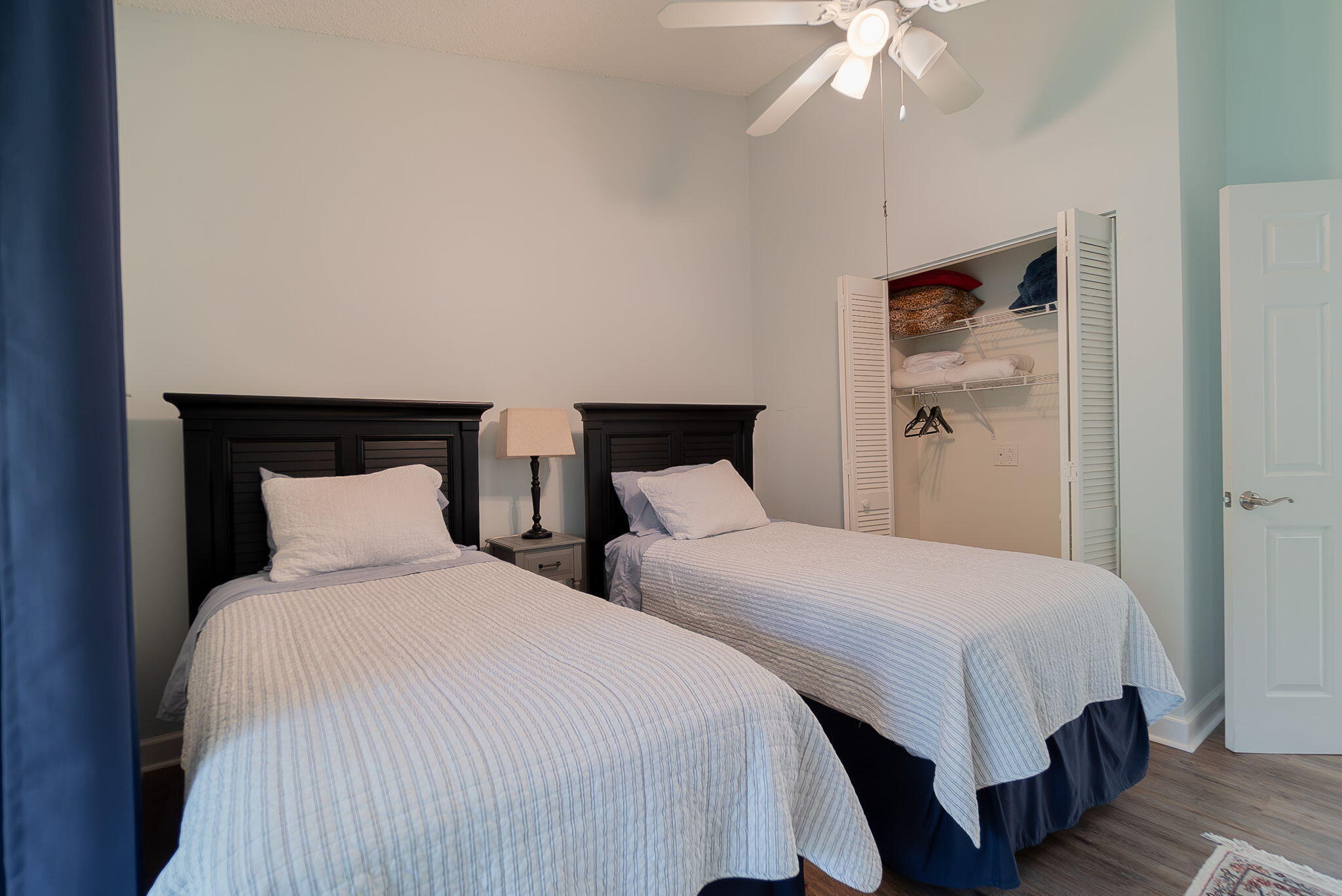 SHEFFIELD WOODS AT WELLINGTON CONDO - Residential Lease