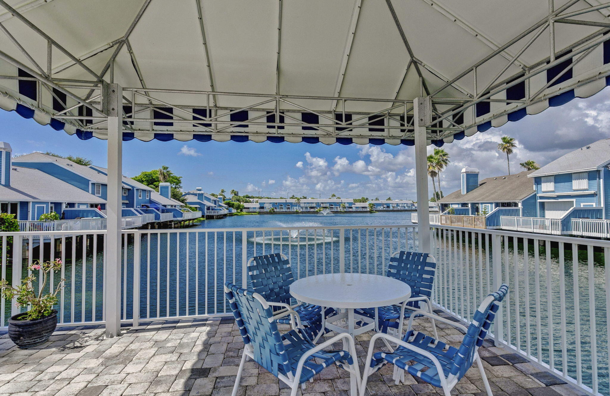 VILLAS OF OCEAN DUNES - Residential