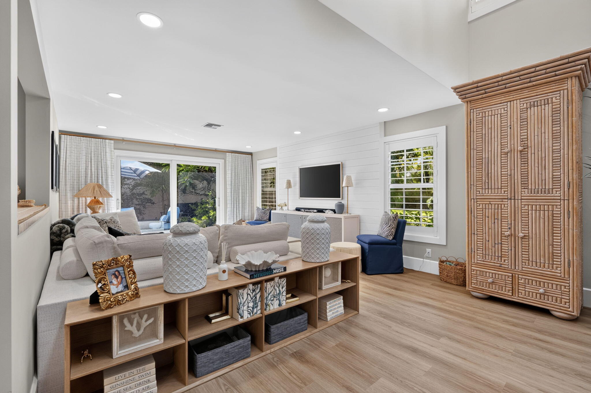 VILLAS OF OCEAN DUNES - Residential