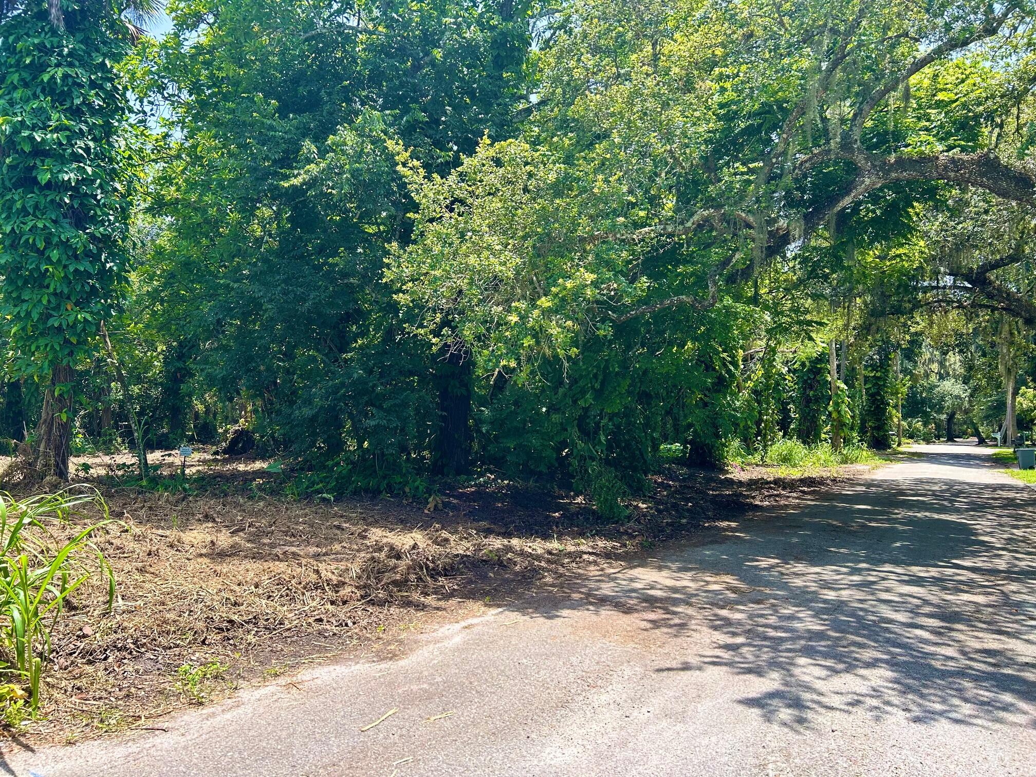 RIVER OAKS (INDIANTOWN) - Land