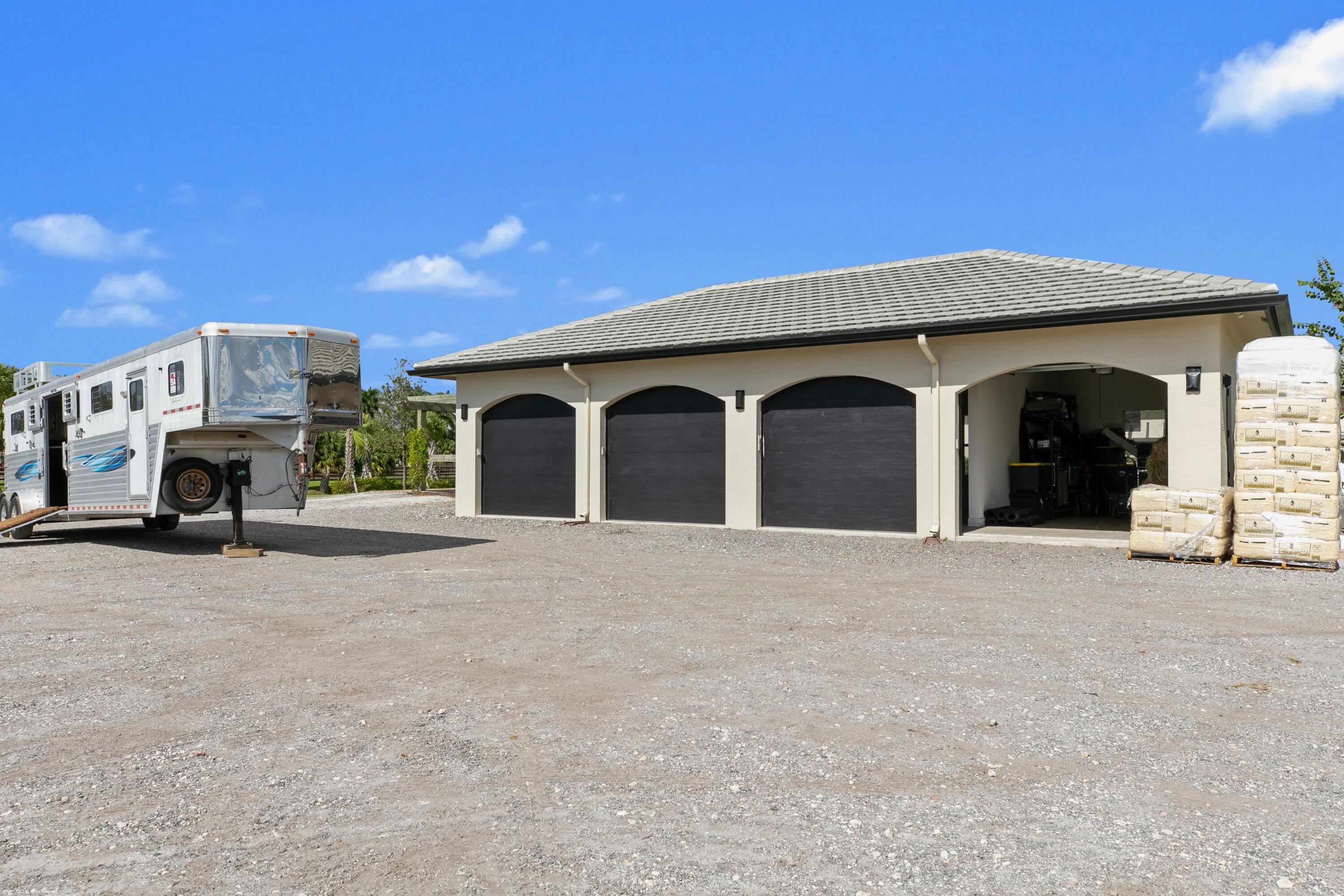 PALM BEACH POINT EAST - Residential Lease