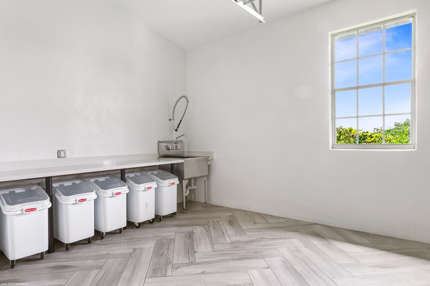 PALM BEACH POINT EAST - Residential Lease