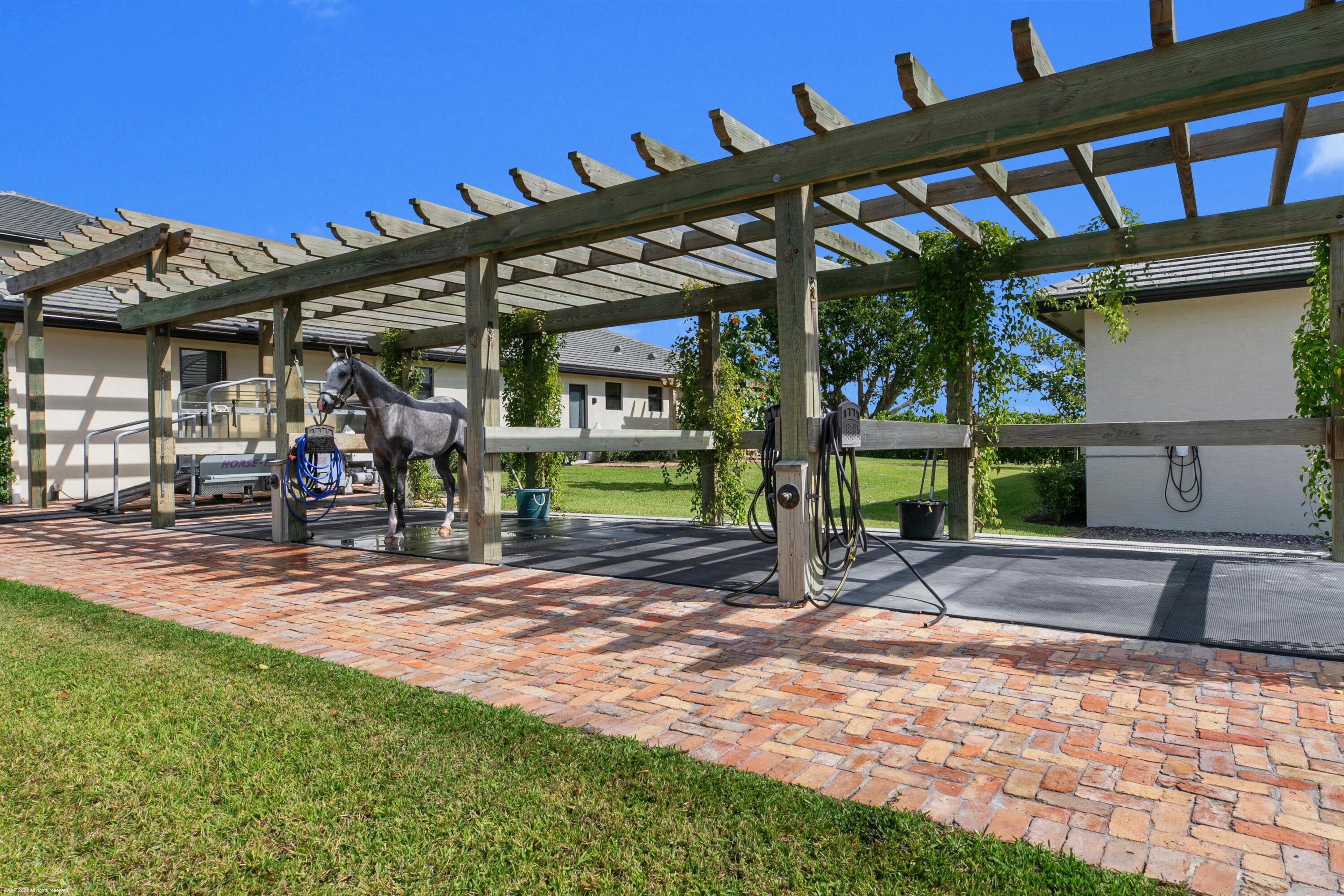 PALM BEACH POINT EAST - Residential Lease