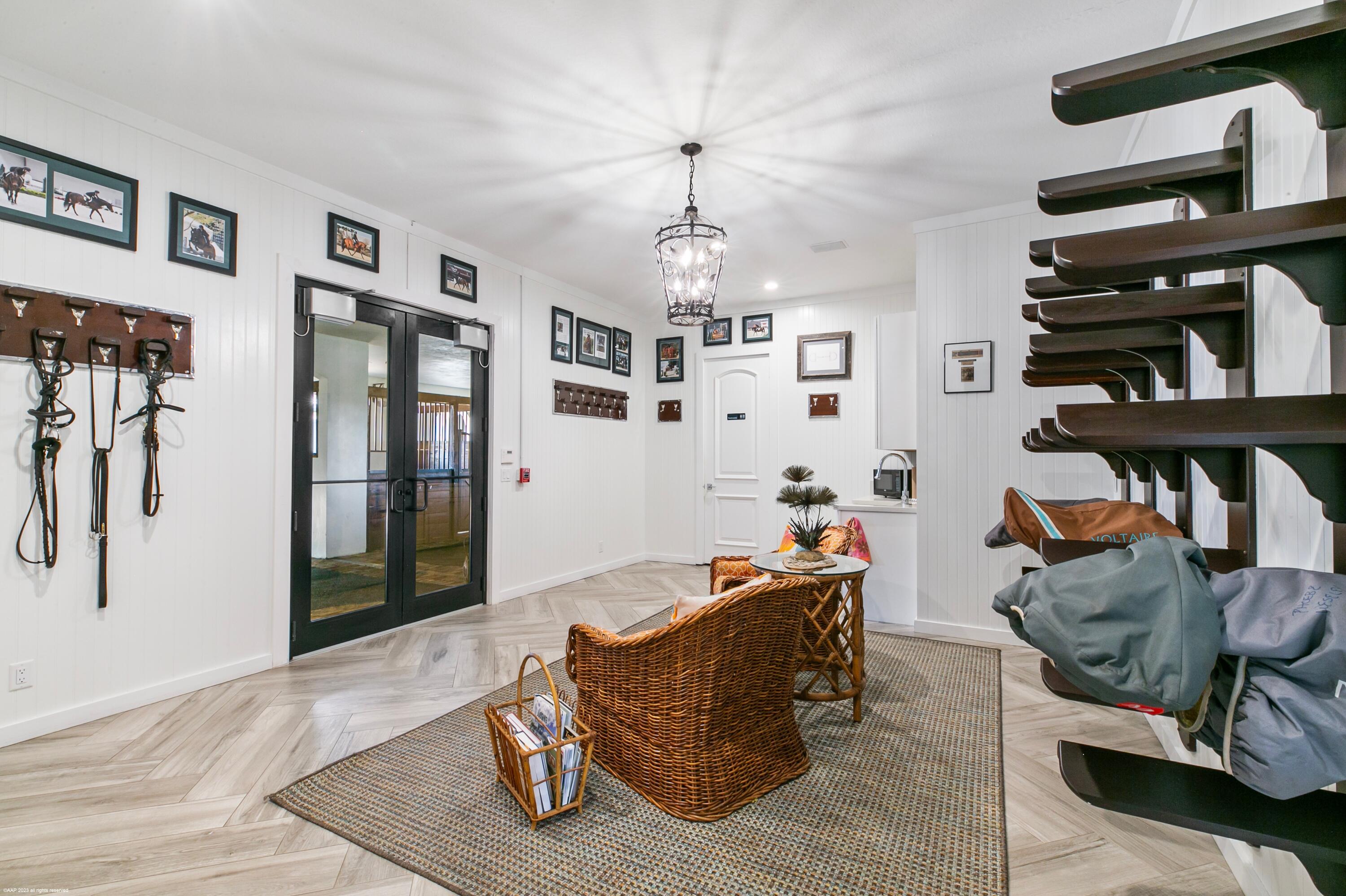 PALM BEACH POINT EAST - Residential Lease