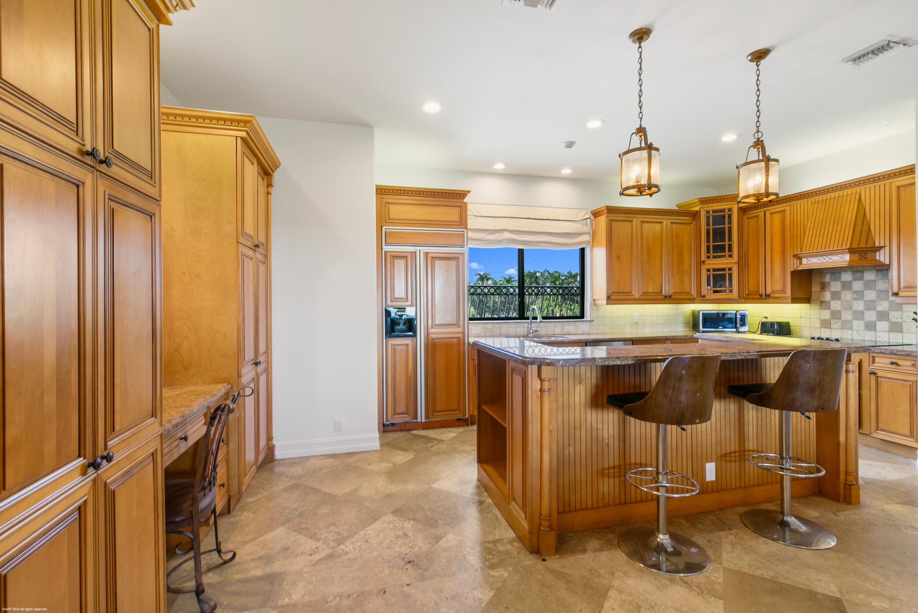 PALM BEACH POINT EAST - Residential Lease