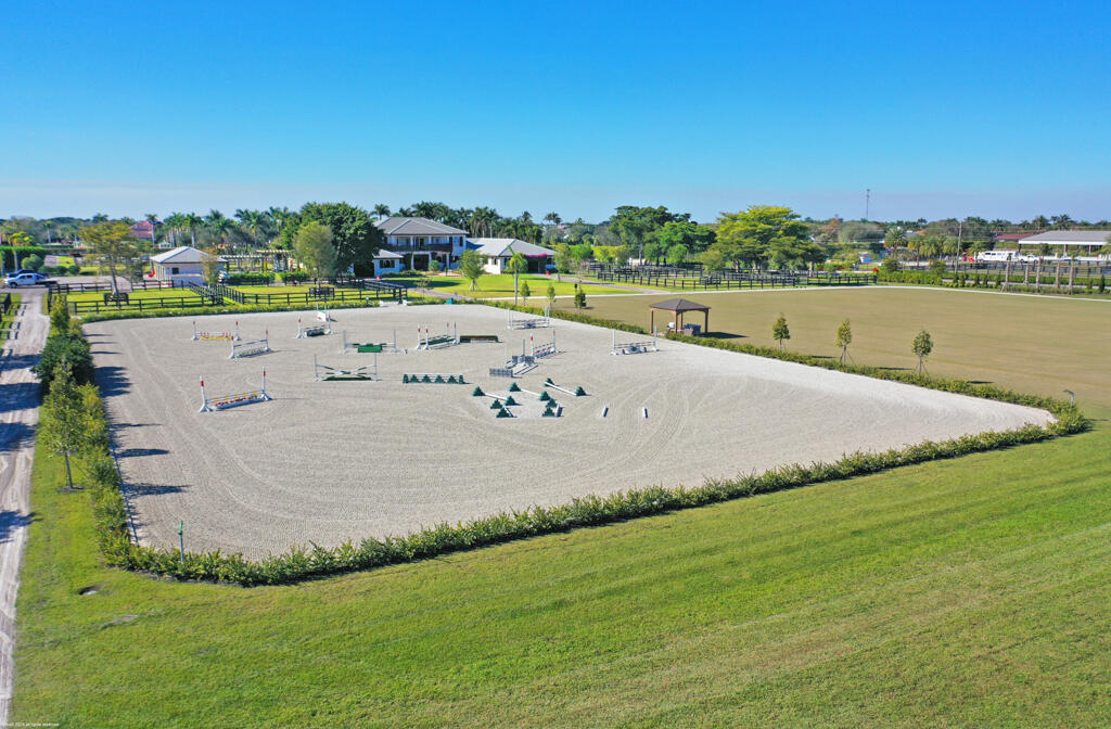 PALM BEACH POINT EAST - Residential Lease