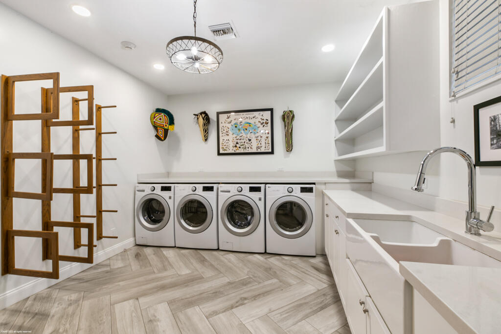 PALM BEACH POINT EAST - Residential Lease