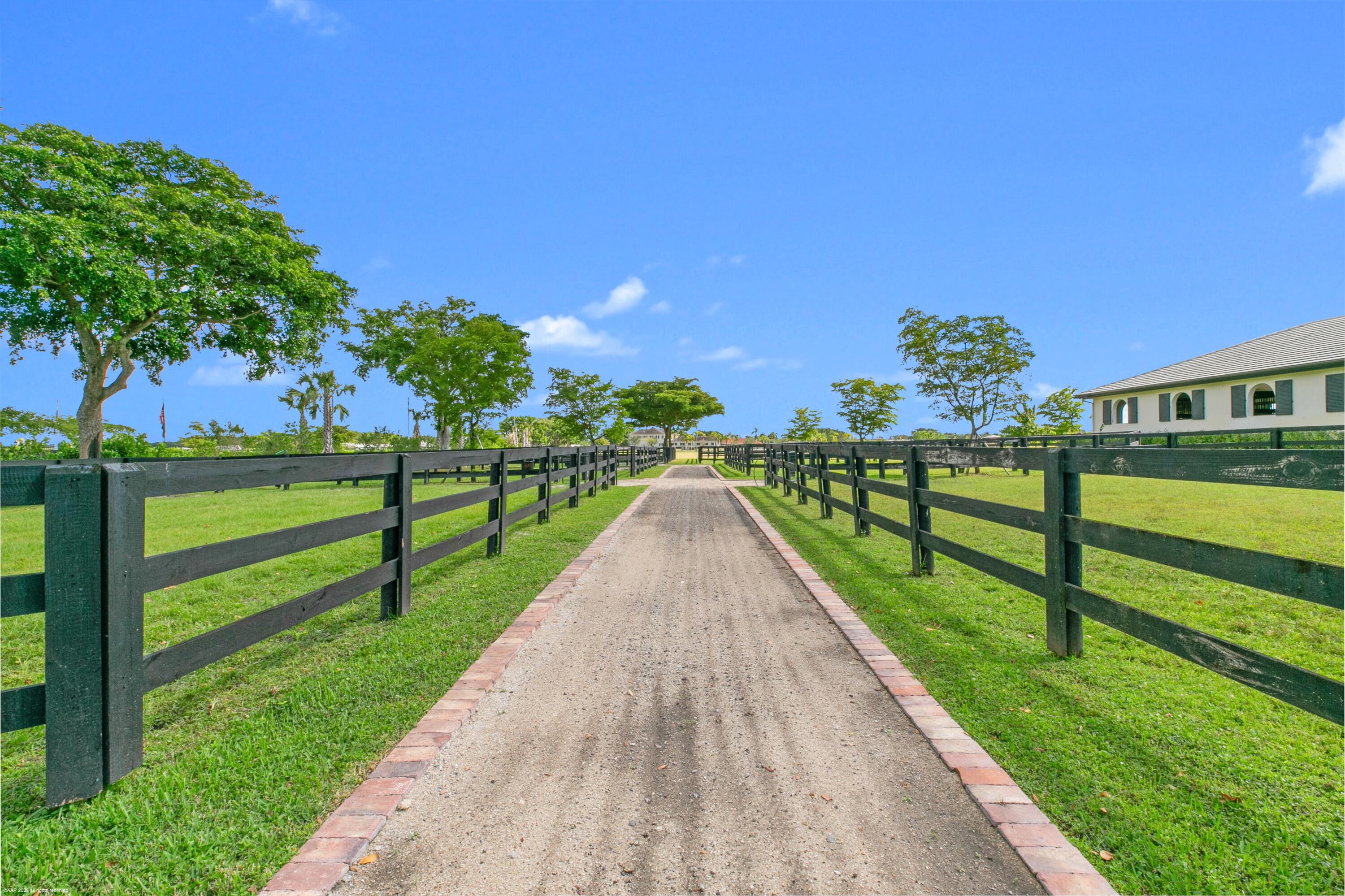 PALM BEACH POINT EAST - Residential Lease