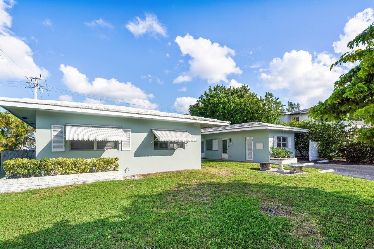 TOWN ACRES - Residential Income