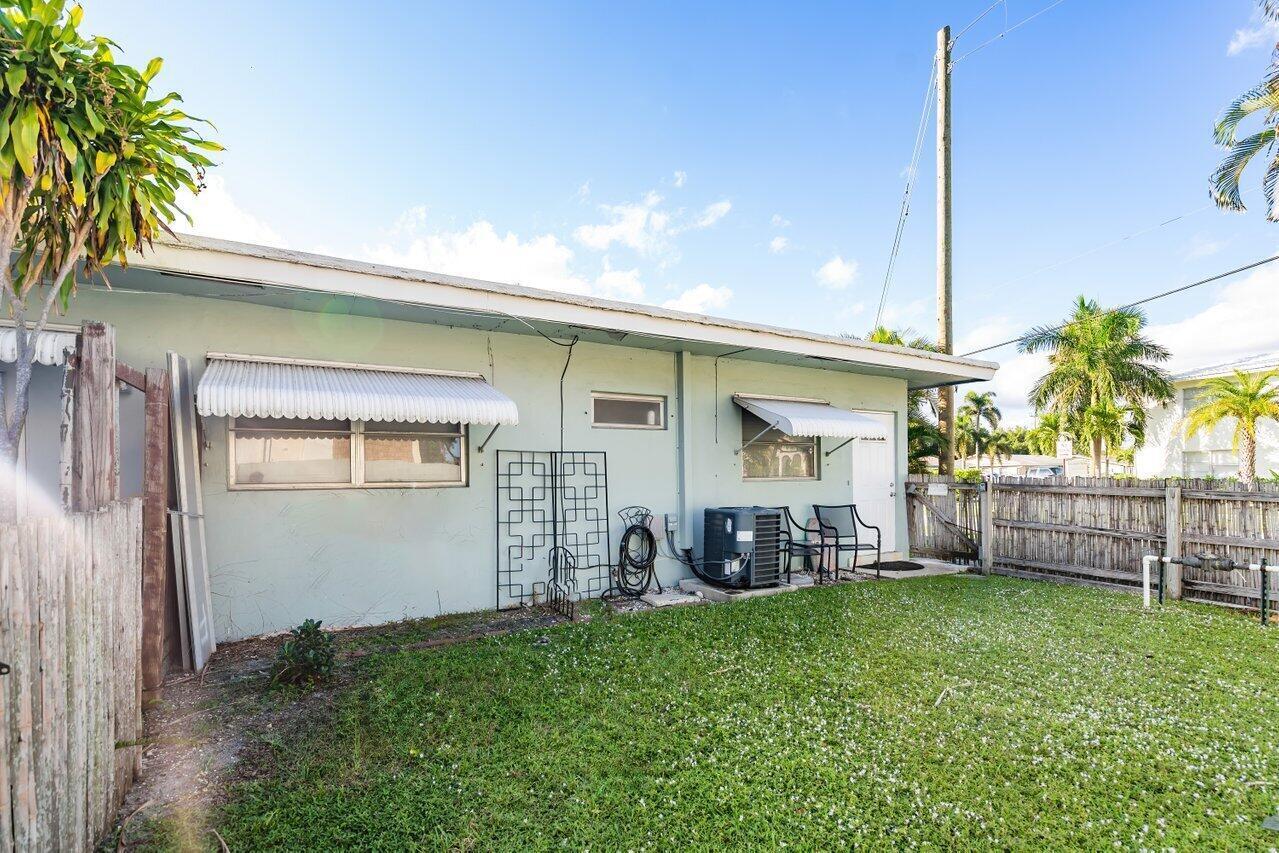 TOWN ACRES - Residential Income
